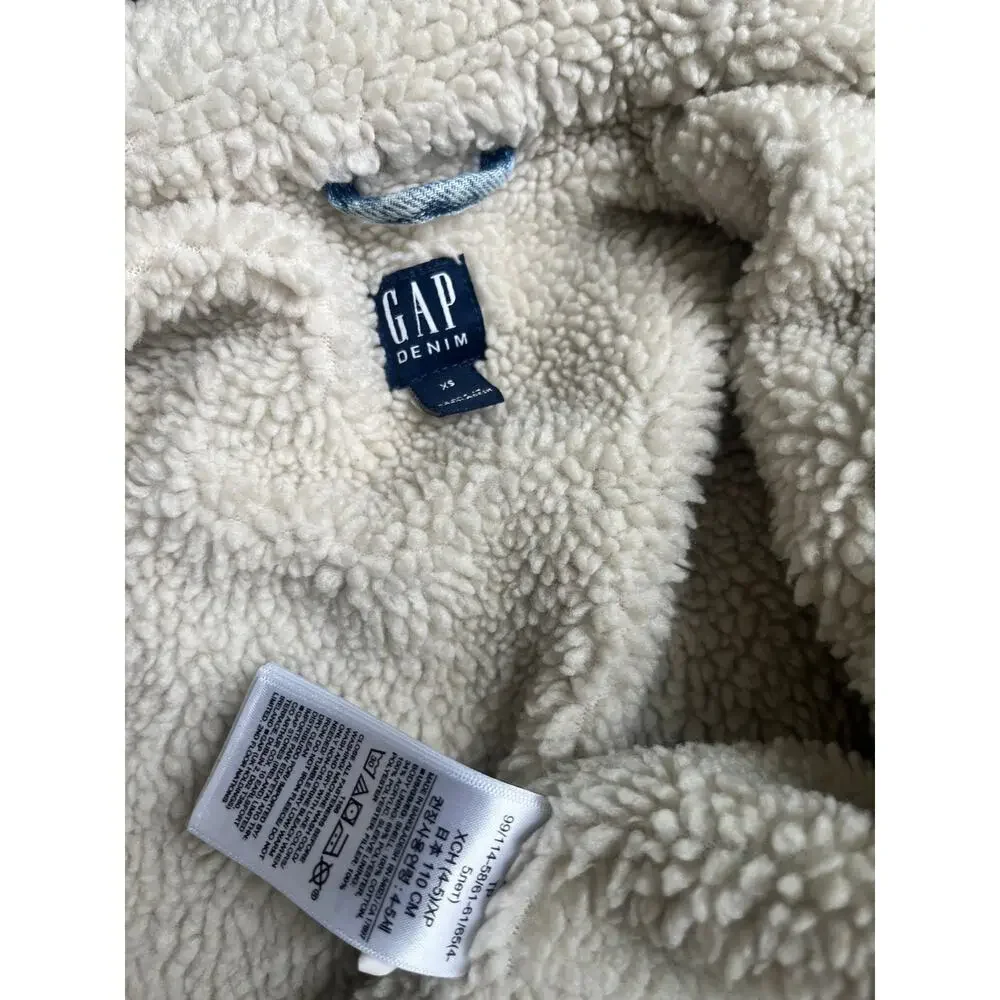 Gap kids denim jacket sherpa lined collar Sz. XS blue